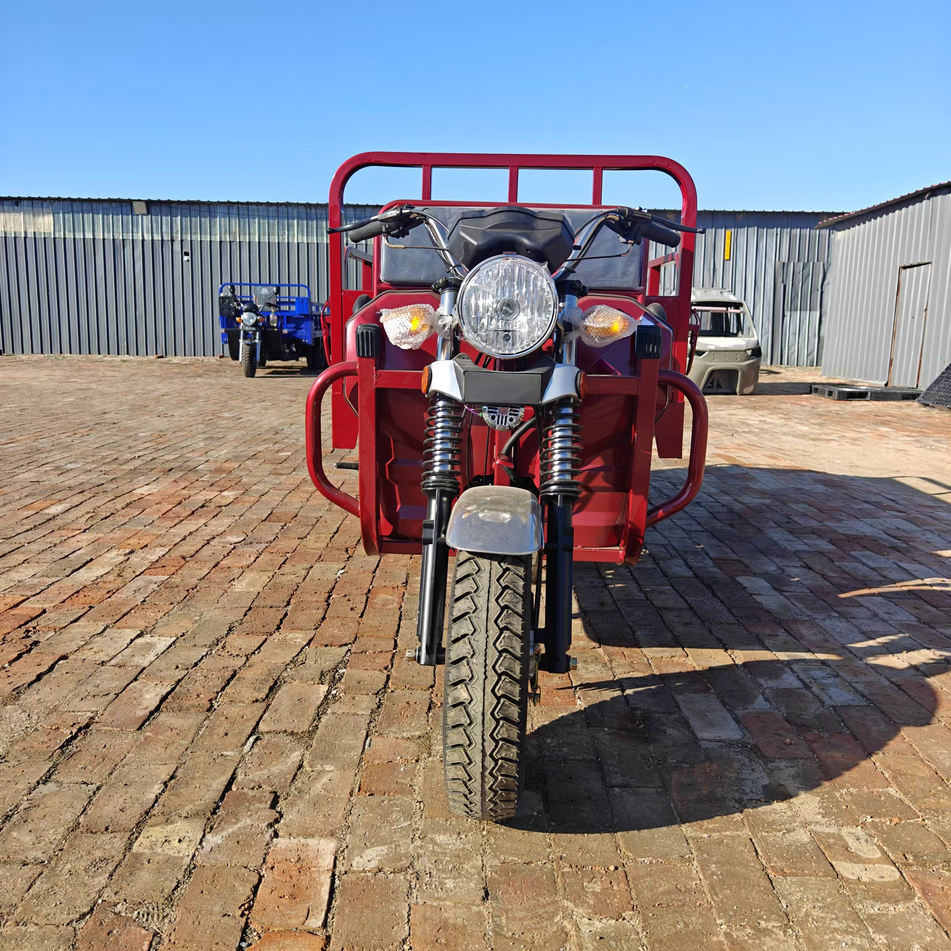 Cheap Prices 150cc Triporteur Tricycle Moteur Adult Motorized Tricycle for Sale